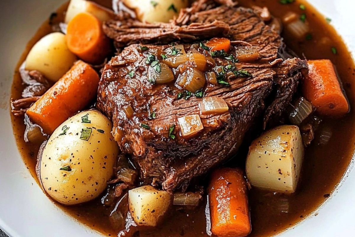 Delicious Crockpot Sirloin Roast